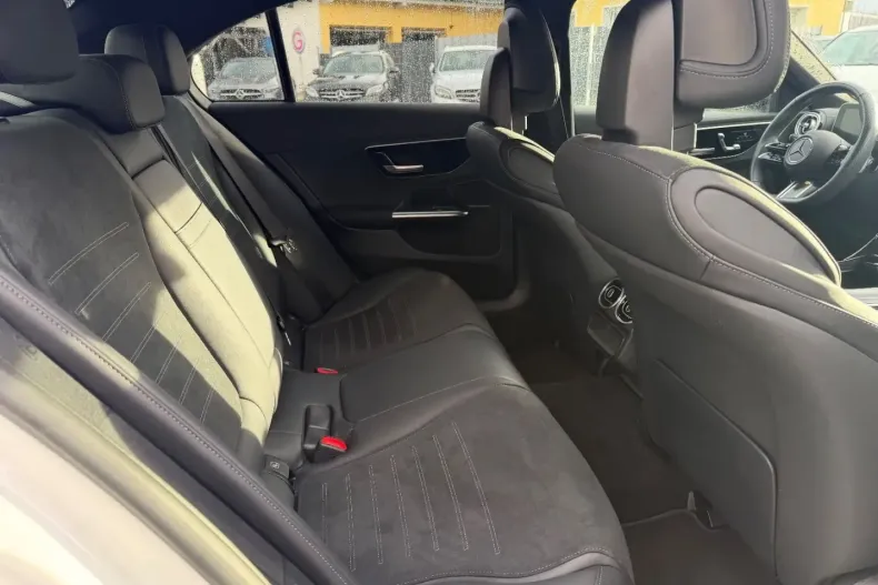 Mercedes-Benz C 300 din 2022 cu 28.350 km - oferta MER174066 - foto 20