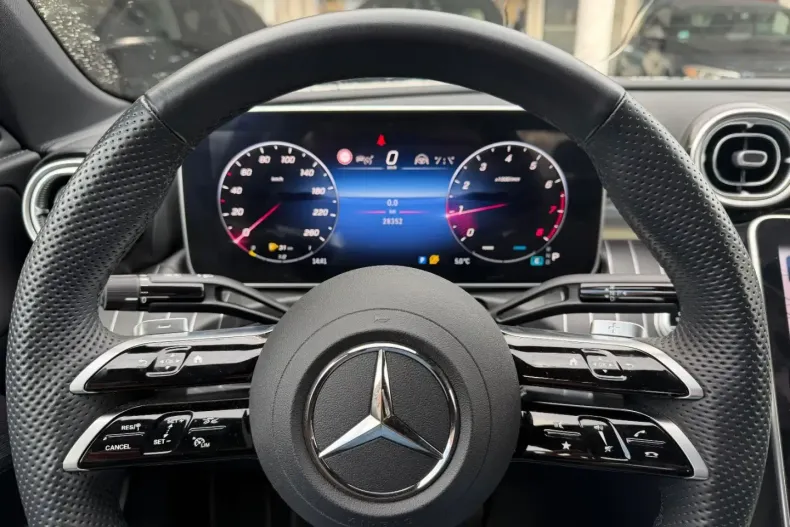 Mercedes-Benz C 300 din 2022 cu 28.350 km - oferta MER174066 - foto 24