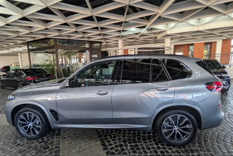 BMW X5 din 2025 cu 19.986 km - oferta BMW174070 - foto 3