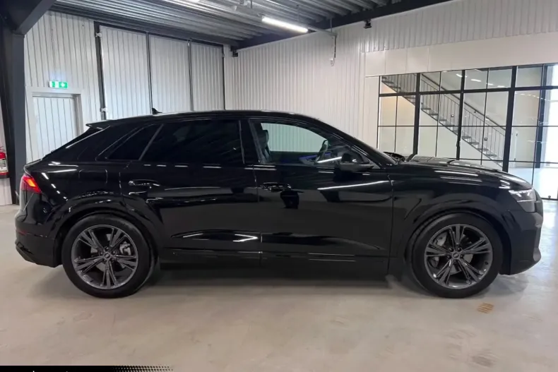 Audi Q8 din 2025 cu 8.220 km - oferta AUD174072 - foto 6