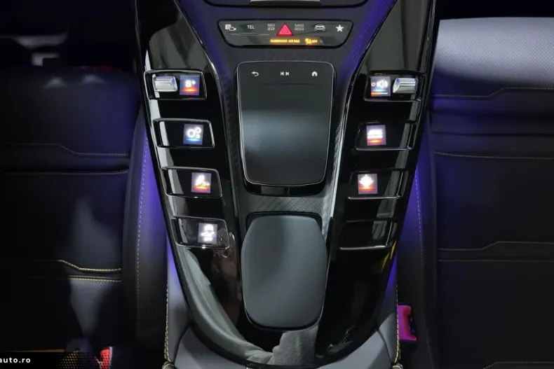 Mercedes-Benz AMG GT din 2025 cu 3.400 km - oferta MER174073 - foto 32