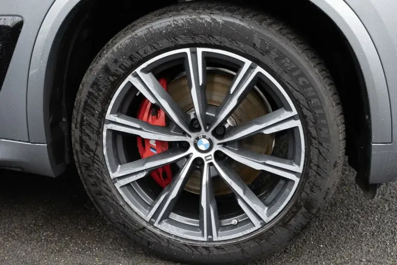 BMW X5 din 2025 cu 24.459 km - oferta BMW174076 - foto 6