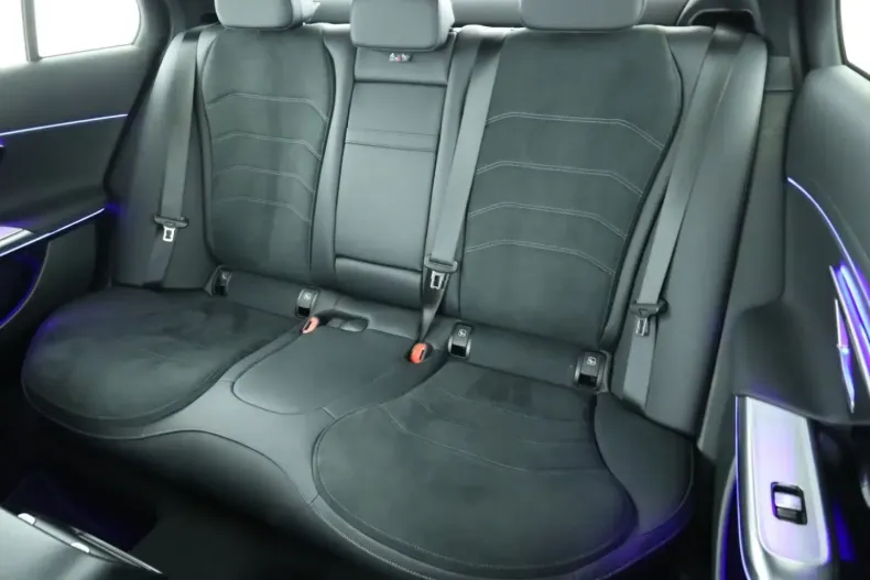 Mercedes-Benz E 220 din 2025 cu 10.199 km - oferta MER174079 - foto 18