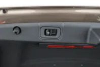 Mercedes-Benz E 220 din 2025 cu 10.199 km - oferta MER174079 - foto 24