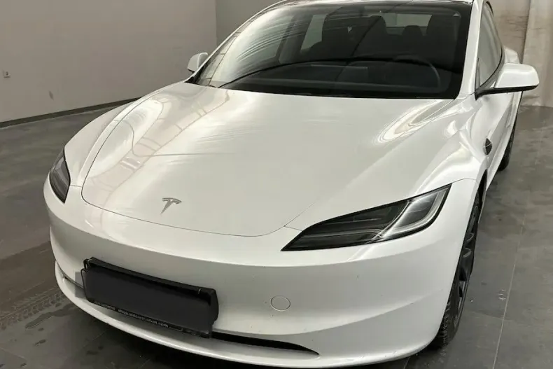 Tesla Model 3 din 2023 cu 54.200 km - oferta TES174084 - foto 1