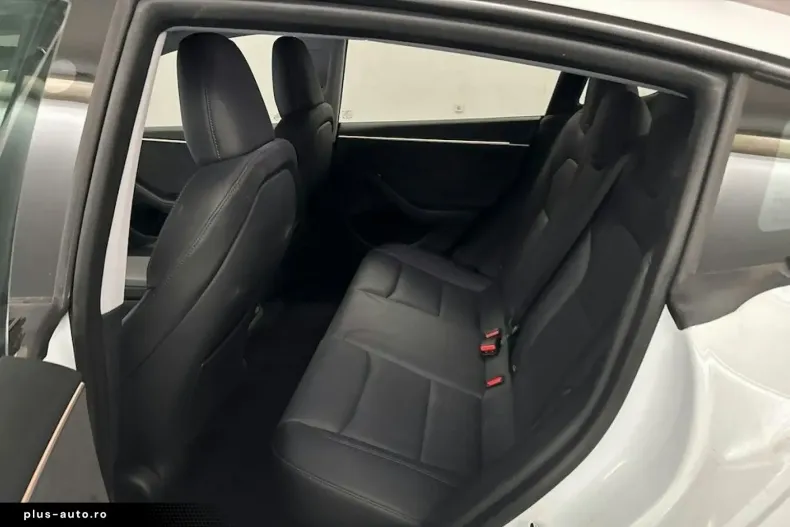 Tesla Model 3 din 2023 cu 54.200 km - oferta TES174084 - foto 7