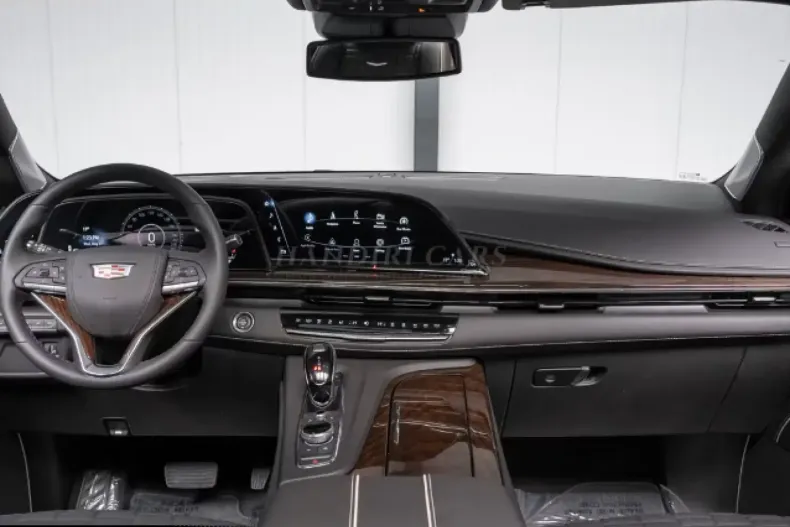 Cadillac Escalade din 2026 cu 100 km - oferta CAD174085 - foto 2