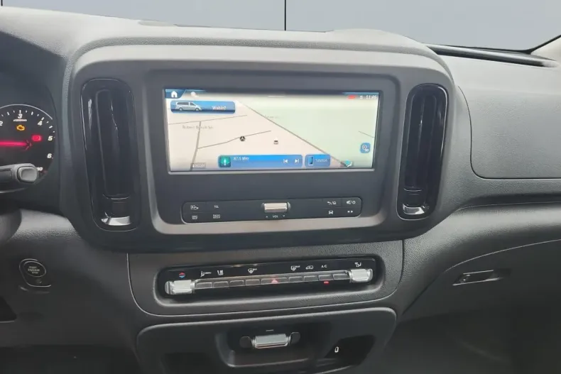 Mercedes-Benz Vito din 2024 cu 49.980 km - oferta MER174118 - foto 9