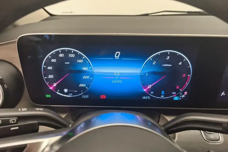 Mercedes-Benz V 250 din 2025 cu 14.477 km - oferta MER174122 - foto 12