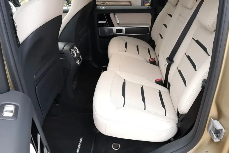 Mercedes-Benz G 63 AMG din 2024 cu 9.000 km - oferta MER174127 - foto 19