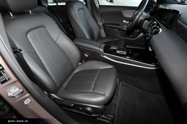 Mercedes-Benz A 250 din 2022 cu 20.850 km - oferta MER174131 - foto 4
