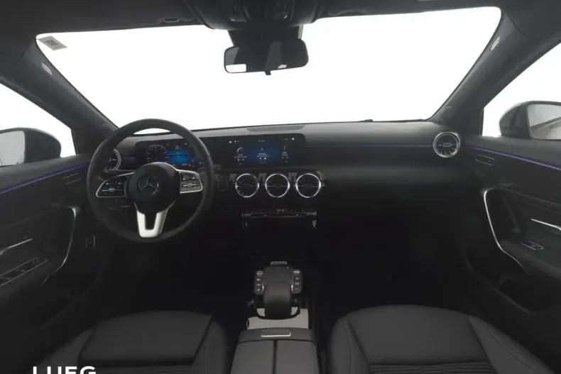 Mercedes-Benz A 250 din 2022 cu 43.841 km - oferta MER174134 - foto 3