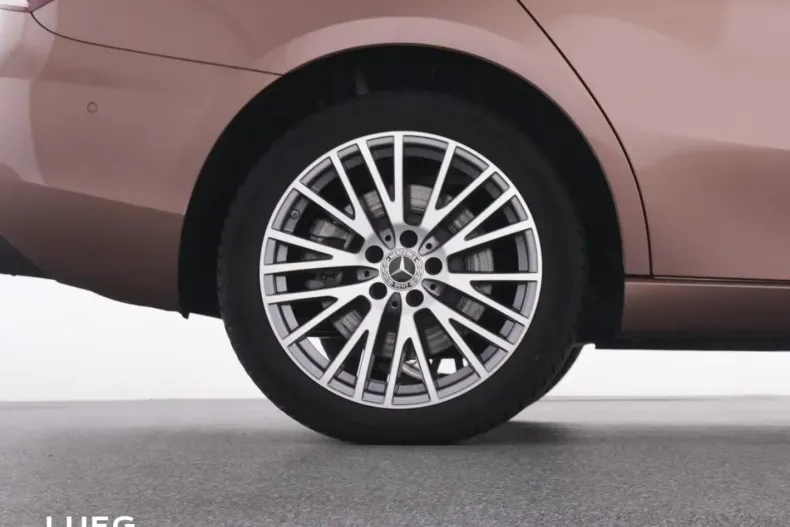 Mercedes-Benz A 250 din 2022 cu 43.841 km - oferta MER174134 - foto 21