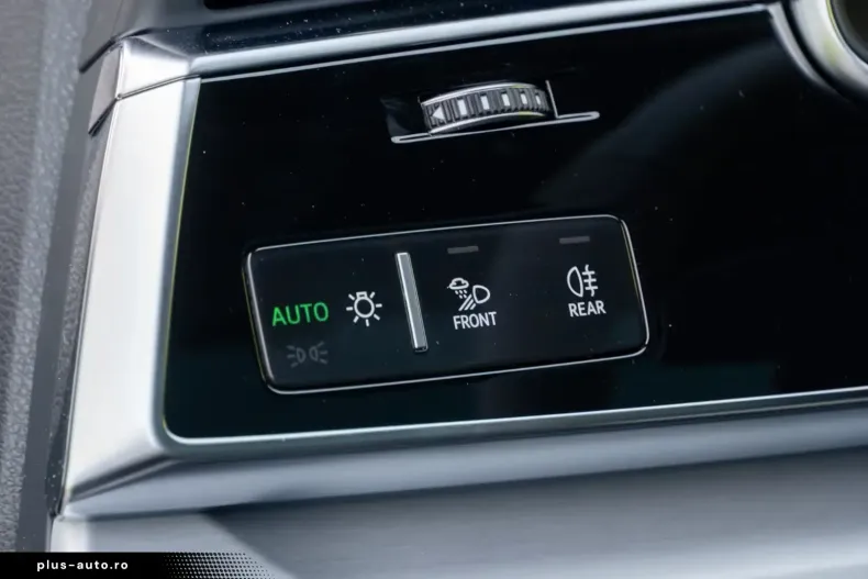 Audi Q8 din 2025 cu 10.500 km - oferta AUD174139 - foto 14