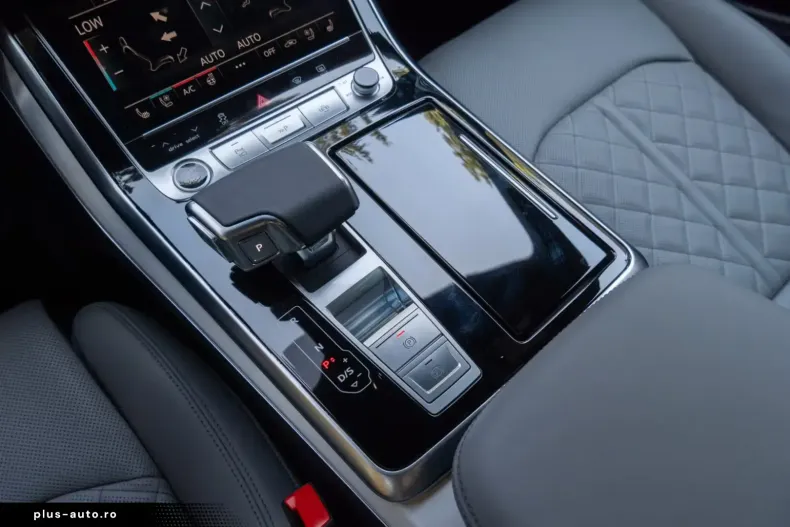 Audi Q8 din 2025 cu 10.500 km - oferta AUD174139 - foto 30