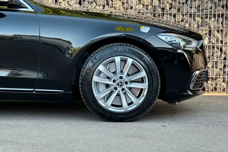 Mercedes-Benz S 680 din 2022 cu 33.801 km - oferta MER174140 - foto 4