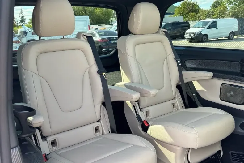 Mercedes-Benz V 300 din 2024 cu 11.150 km - oferta MER174145 - foto 17