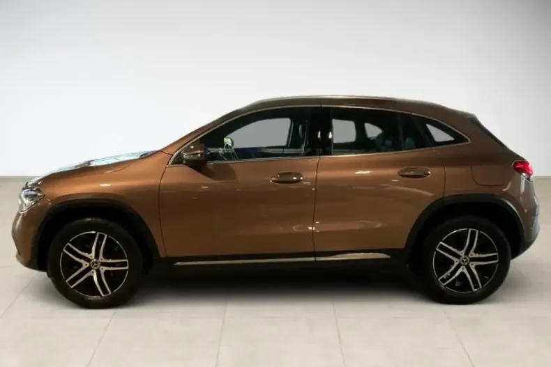 Mercedes-Benz GLA 200 (Clasa GLA) din 2022 cu 50.600 km - oferta MER174147 - foto 3