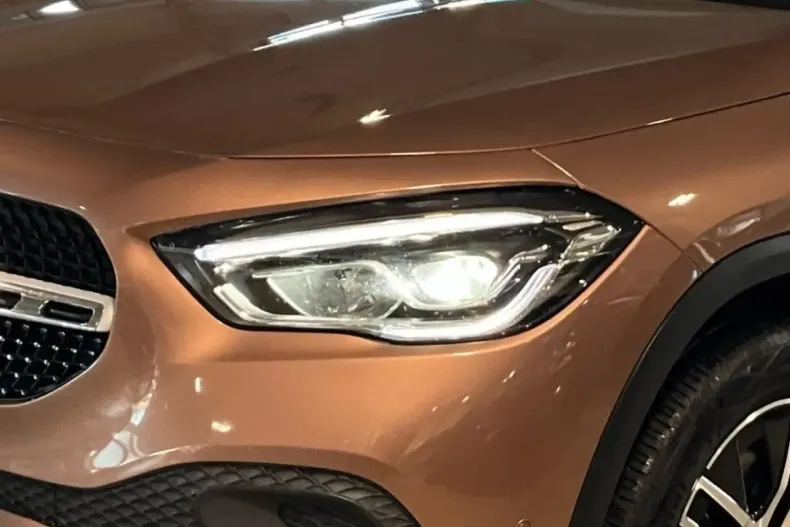 Mercedes-Benz GLA 200 (Clasa GLA) din 2022 cu 50.600 km - oferta MER174147 - foto 6