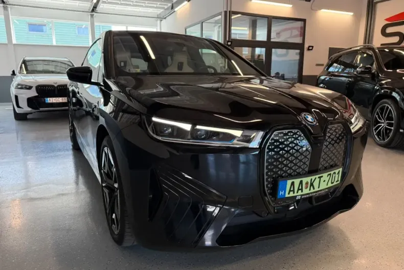 BMW iX din 2023 cu 22.000 km - oferta BMW174156 - foto 3