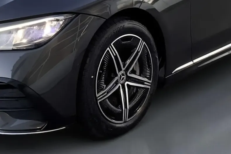 Mercedes-Benz EQE din 2023 cu 40.371 km - oferta MER174163 - foto 3