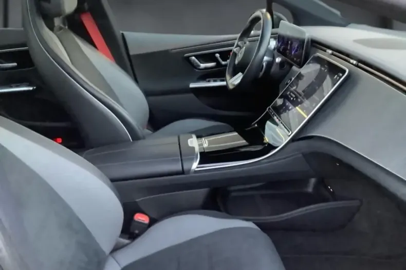 Mercedes-Benz EQE din 2023 cu 40.371 km - oferta MER174163 - foto 15