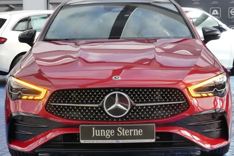 Mercedes-Benz CLA 200 din 2024 cu 16.732 km - oferta MER174169 - foto 2
