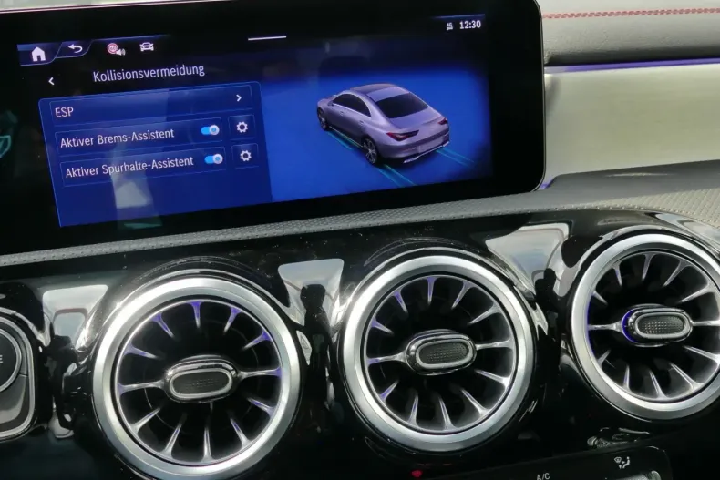 Mercedes-Benz CLA 200 din 2024 cu 16.732 km - oferta MER174169 - foto 13