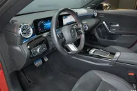 Mercedes-Benz CLA 200 din 2024 cu 19.293 km - oferta MER174170 - foto 10