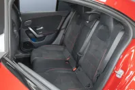 Mercedes-Benz CLA 200 din 2024 cu 19.293 km - oferta MER174170 - foto 13