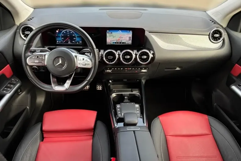 Mercedes-Benz GLA 200 din 2023 cu 34.184 km - oferta MER174174 - foto 9