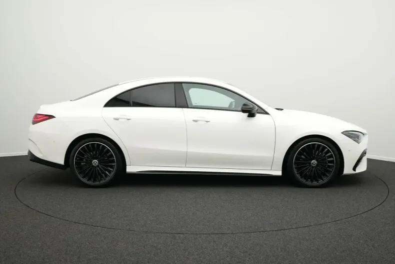 Mercedes-Benz CLA 200 din 2025 cu 11.179 km - oferta MER174175 - foto 5