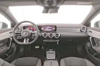 Mercedes-Benz CLA 200 din 2025 cu 9.823 km - oferta MER174177 - foto 7