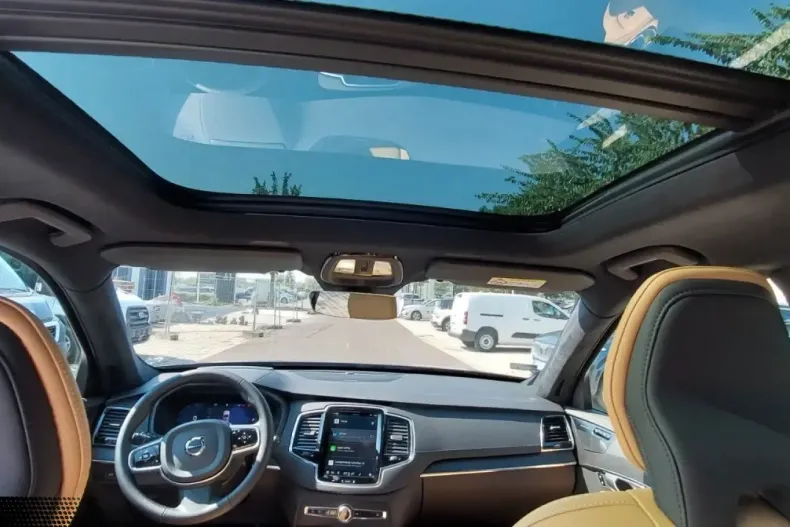 Volvo XC90 din 2024 cu 21.597 km - oferta VOL174179 - foto 12