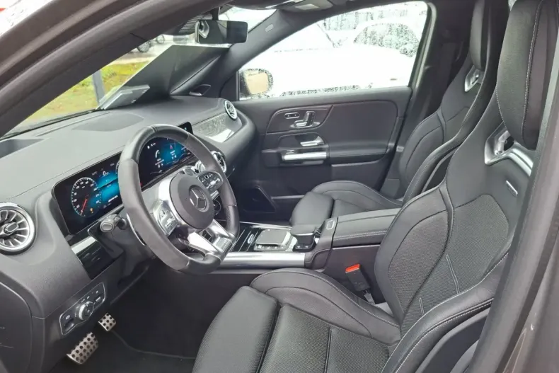 Mercedes-Benz GLA 45 AMG din 2022 cu 46.280 km - oferta MER174180 - foto 10