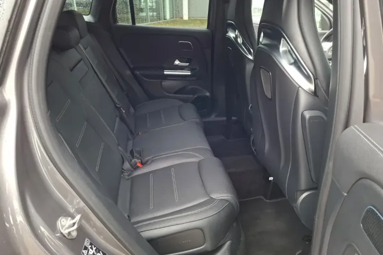 Mercedes-Benz GLA 45 AMG din 2022 cu 46.280 km - oferta MER174180 - foto 11