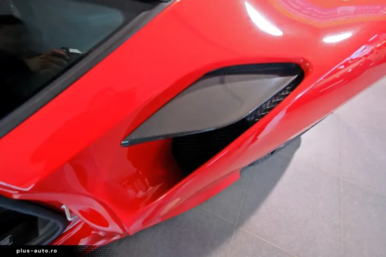 Ferrari F8 din 2021 cu 20.950 km - oferta FER174181 - foto 10