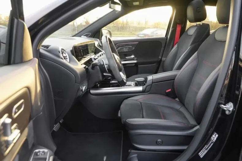 Mercedes-Benz GLA 35 AMG din 2022 cu 43.350 km - oferta MER174183 - foto 6