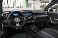 Mercedes-Benz CLA 200 din 2024 cu 19.580 km - oferta MER174184 - foto 6