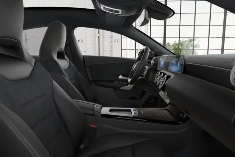 Mercedes-Benz CLA 200 din 2024 cu 19.580 km - oferta MER174184 - foto 7