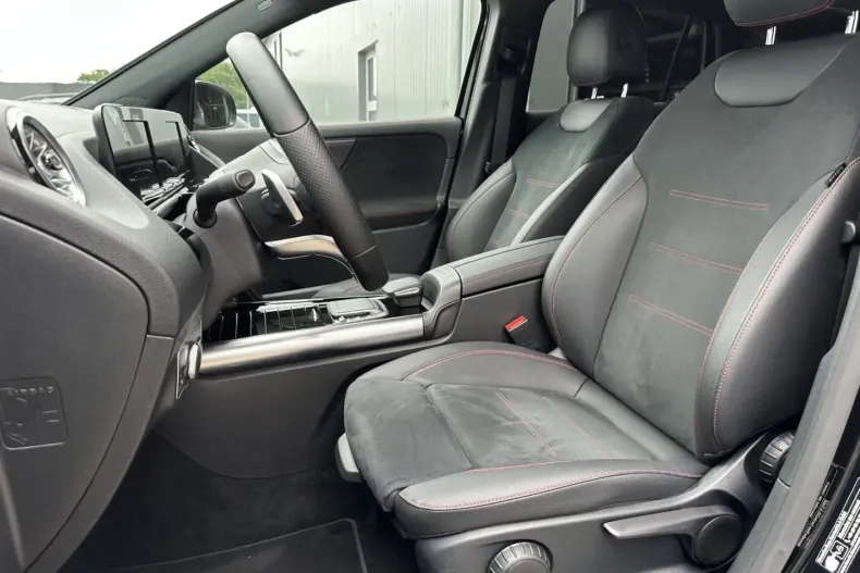 Mercedes-Benz GLA 220 din 2022 cu 44.750 km - oferta MER174185 - foto 8