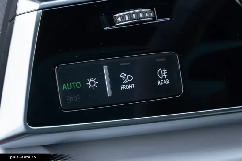 Audi Q8 din 2025 cu 9.900 km - oferta AUD174192 - foto 20