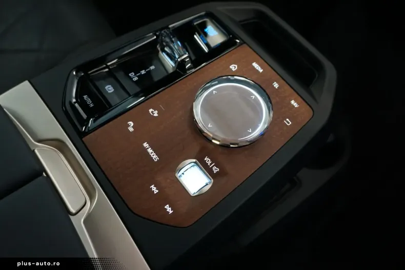 BMW iX din 2022 cu 59.000 km - oferta BMW174194 - foto 17