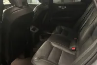 Volvo XC60 din 2024 cu 12.000 km - oferta VOL174196 - foto 12