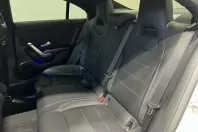 Mercedes-Benz CLA 220 din 2023 cu 49.940 km - oferta MER174197 - foto 9