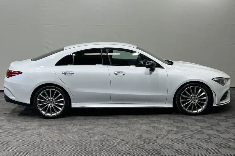 Mercedes-Benz CLA 220 din 2023 cu 49.940 km - oferta MER174197 - foto 14