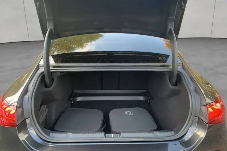 Mercedes-Benz EQE din 2023 cu 29.760 km - oferta MER174199 - foto 4