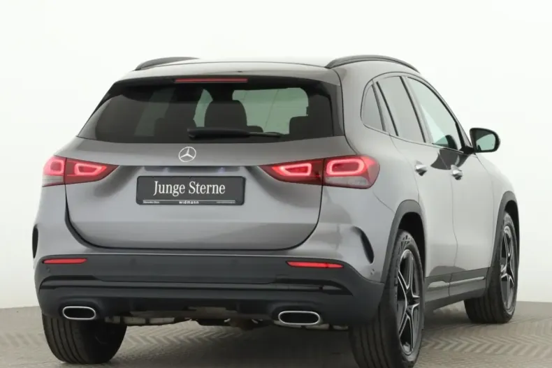 Mercedes-Benz GLA 200 din 2021 cu 63.784 km - oferta MER174205 - foto 3