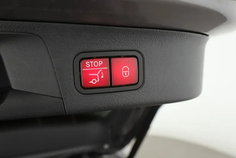 Mercedes-Benz GLA 200 din 2021 cu 63.784 km - oferta MER174205 - foto 23