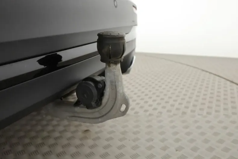 Mercedes-Benz GLA 200 din 2021 cu 63.784 km - oferta MER174205 - foto 25